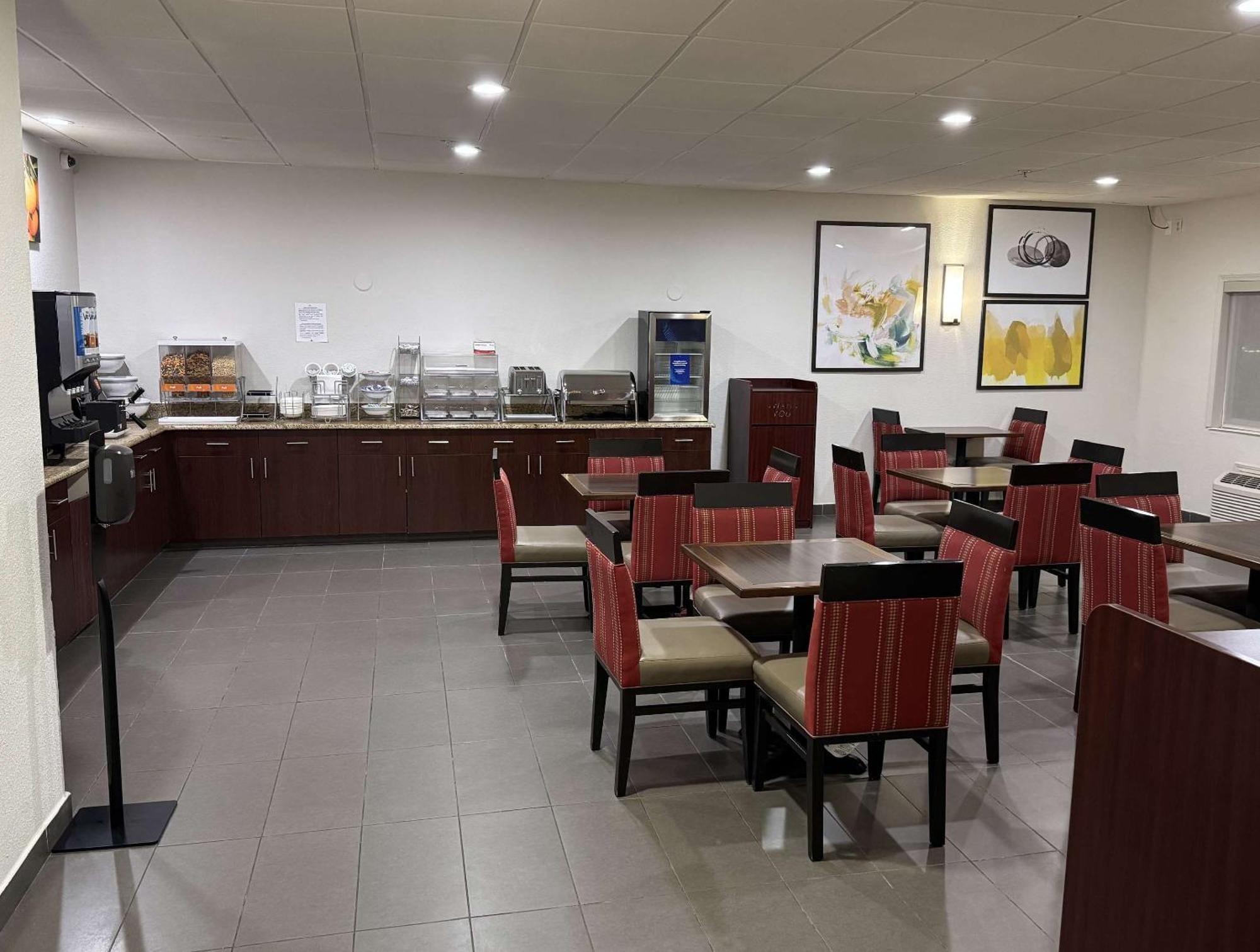 Comfort Suites Omaha Exteriör bild